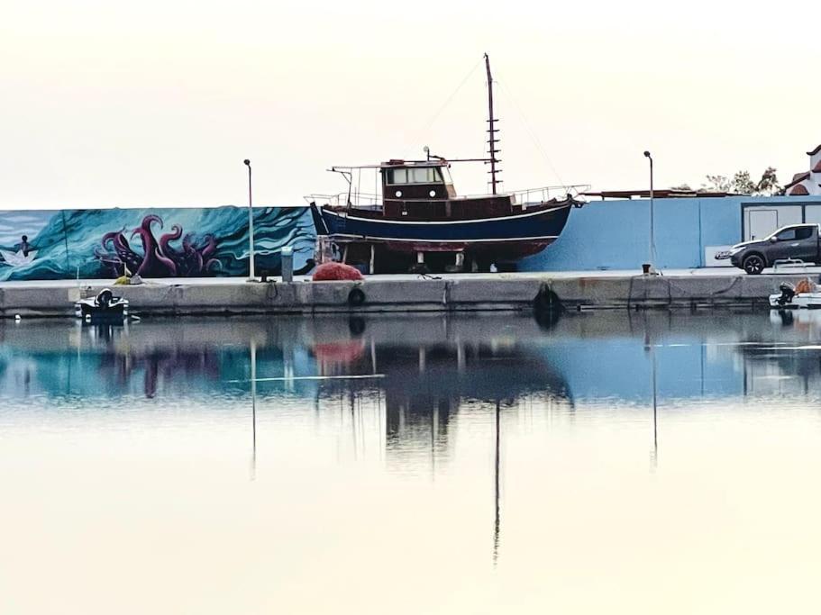 Kastri Seaside Splendour! דירה הרקליון