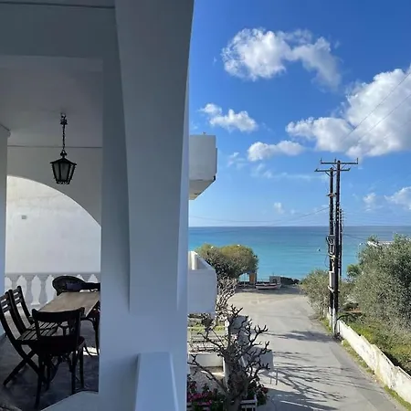 Appartement Kastri Seaside Splendour! à Héraklion Extérieur photo